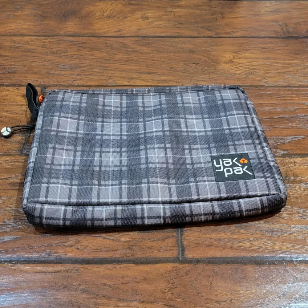 Yak Pak tablet travel case